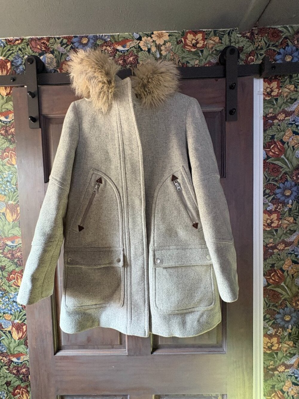 J Crew Italian Wool blend Winter coat with faux fur hood Size 10